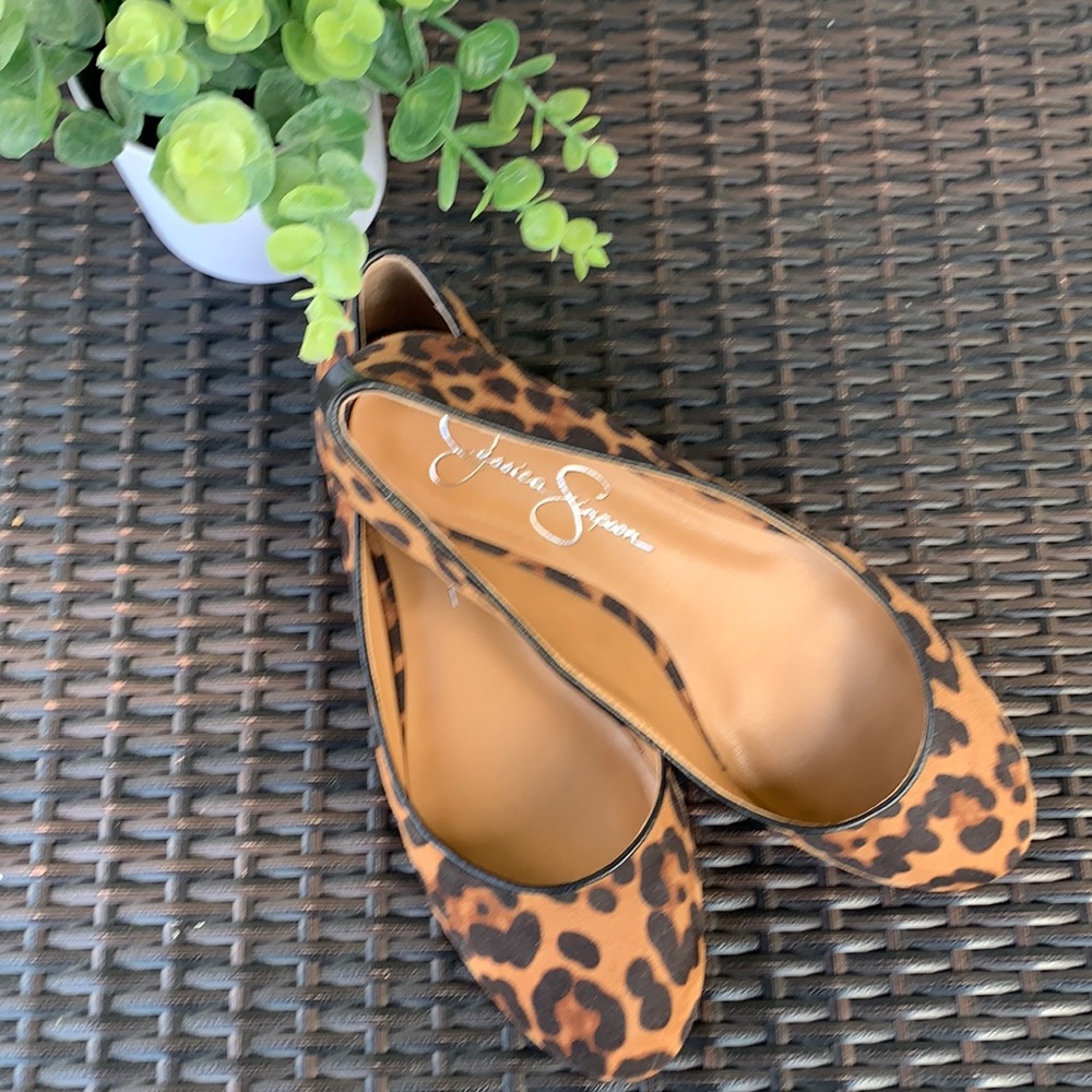 Jessica Simpson flats